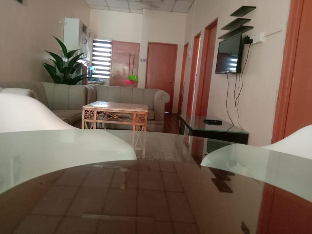 Homestay Tok Abah Seri Iskandar Bagian luar foto