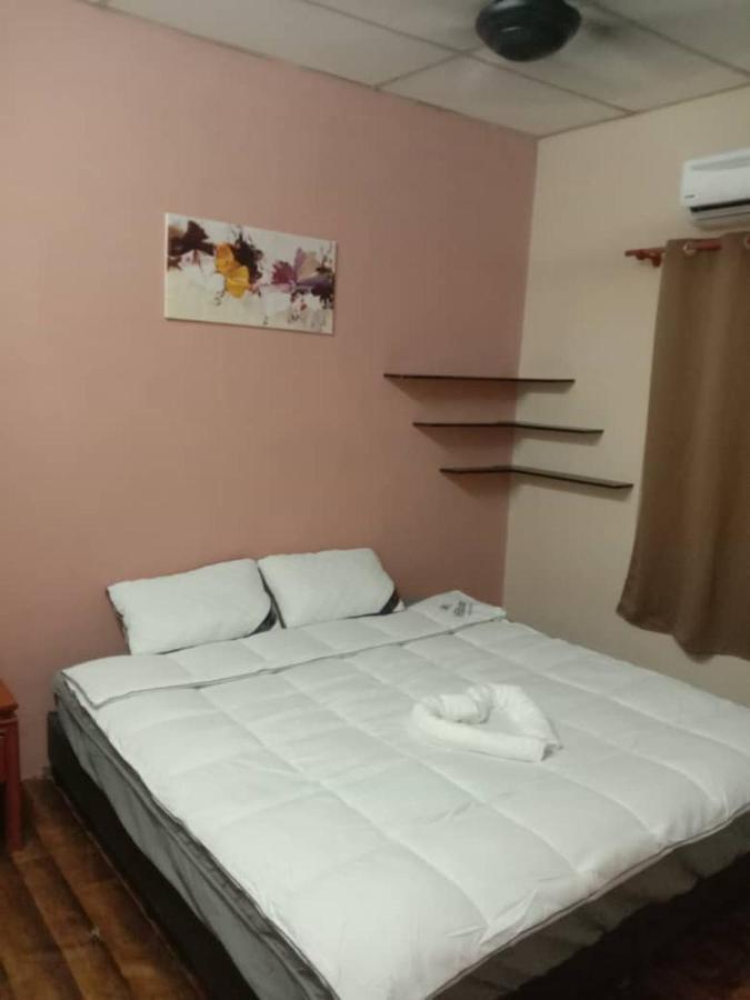 Homestay Tok Abah Seri Iskandar Bagian luar foto