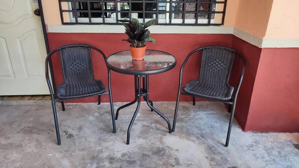 Homestay Tok Abah Seri Iskandar Bagian luar foto